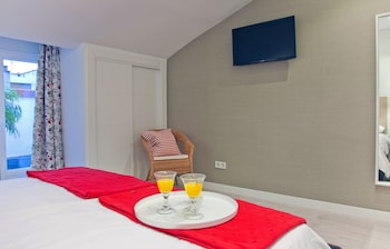 feelathome madrid suites apartments