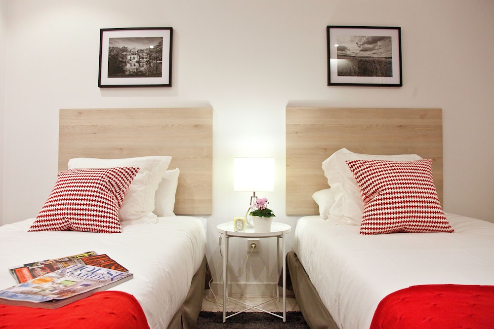 feelathome madrid suites apartments
