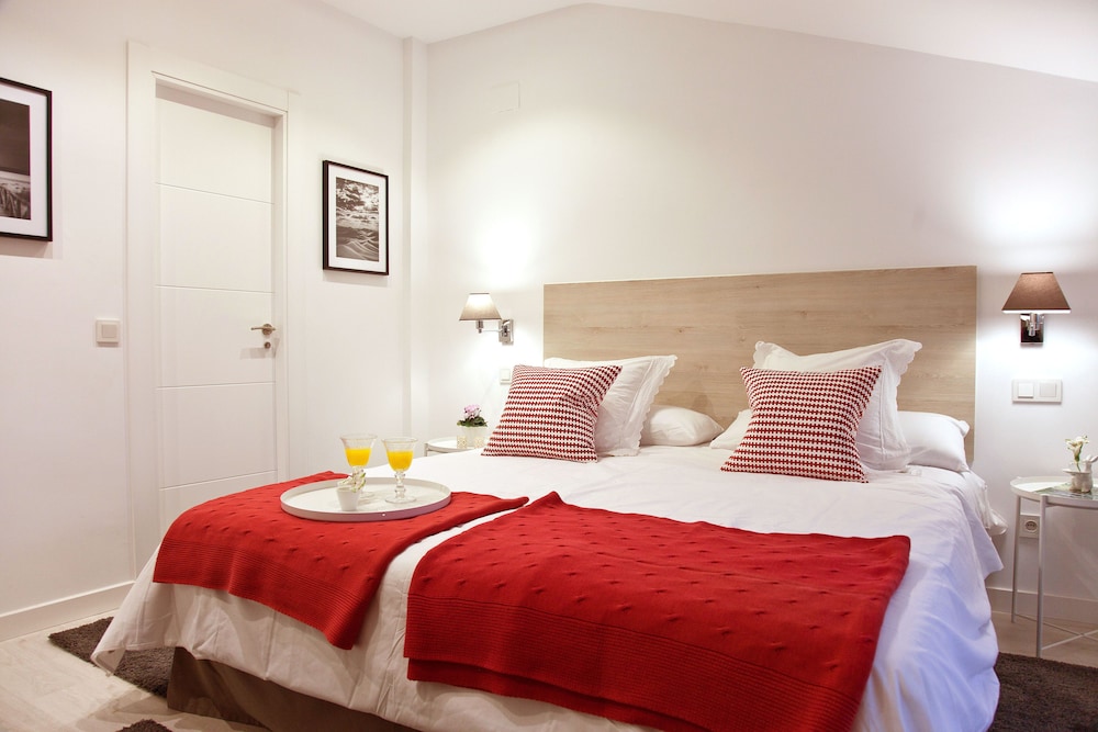 feelathome madrid suites apartments