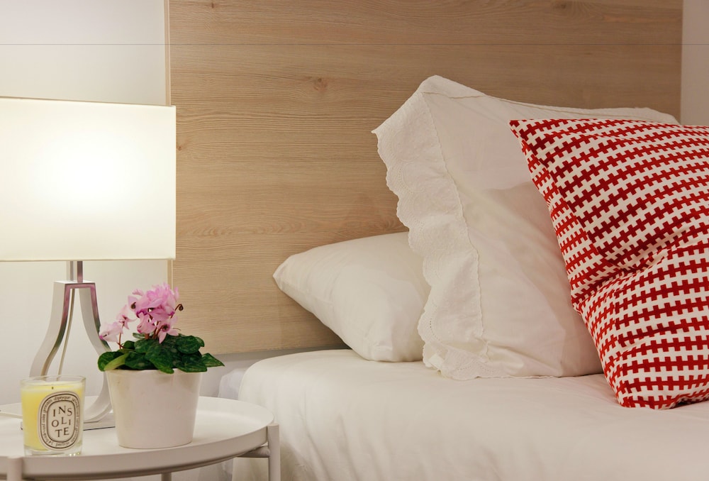 feelathome madrid suites apartments
