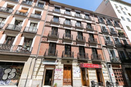 feelathome madrid suites apartments