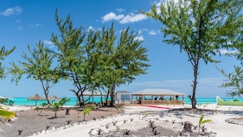 5 Beach Homes Near White Sand Beaches Of South Andros,Kemps Bay>>Andros Island,3 star