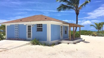 5 Beach Homes Near White Sand Beaches Of South Andros,Kemps Bay>>Andros Island,3 star