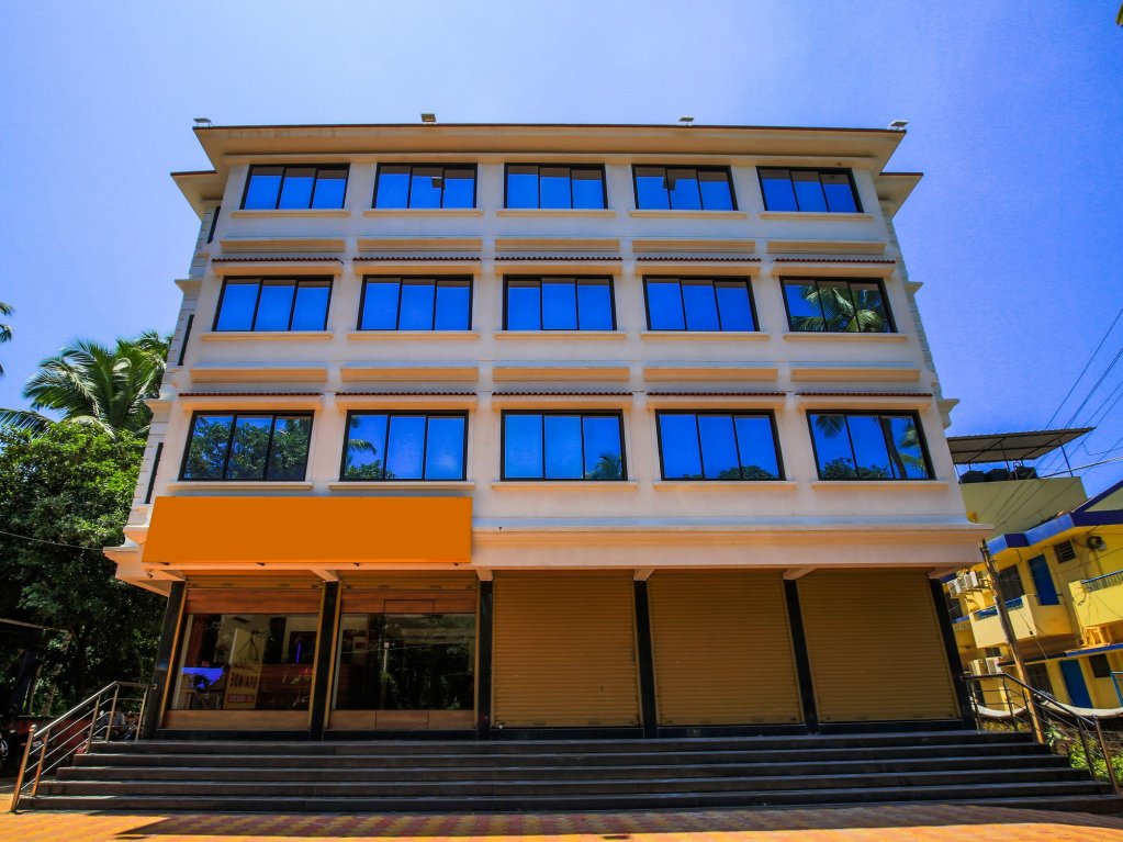 hotel candolim grande