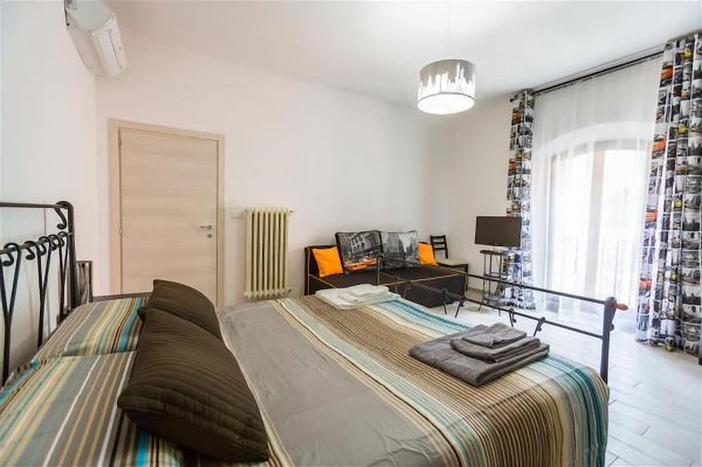 bologna butterfly apartment