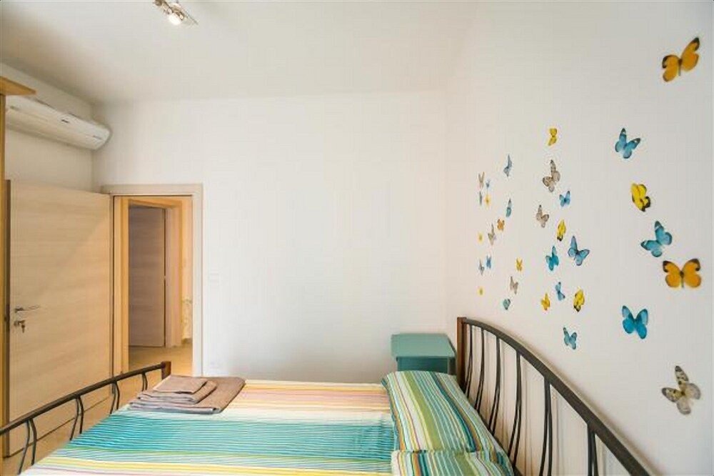 bologna butterfly apartment