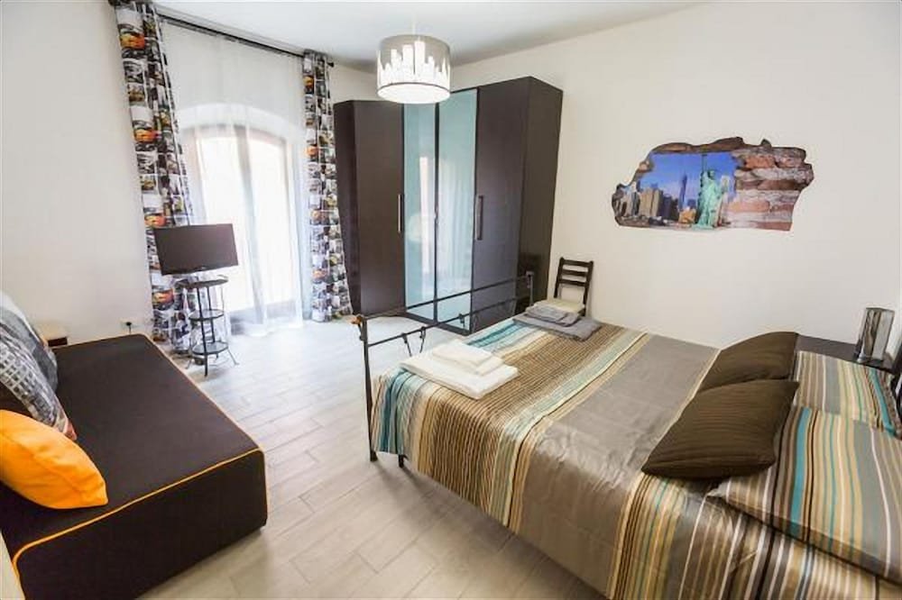 bologna butterfly apartment