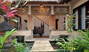 villa ria sayan ubud