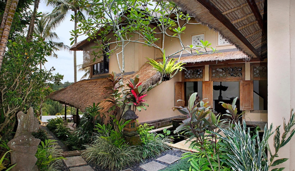 villa ria sayan ubud
