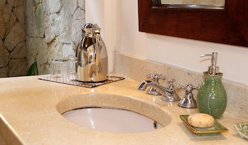 villa ria sayan ubud