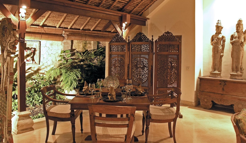 villa ria sayan ubud