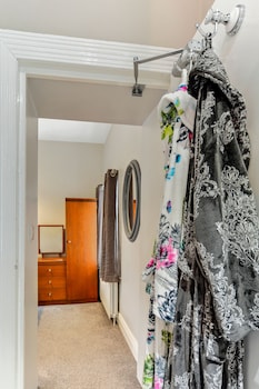 snug at clarence near museum of free derry and bloody sunday memorial