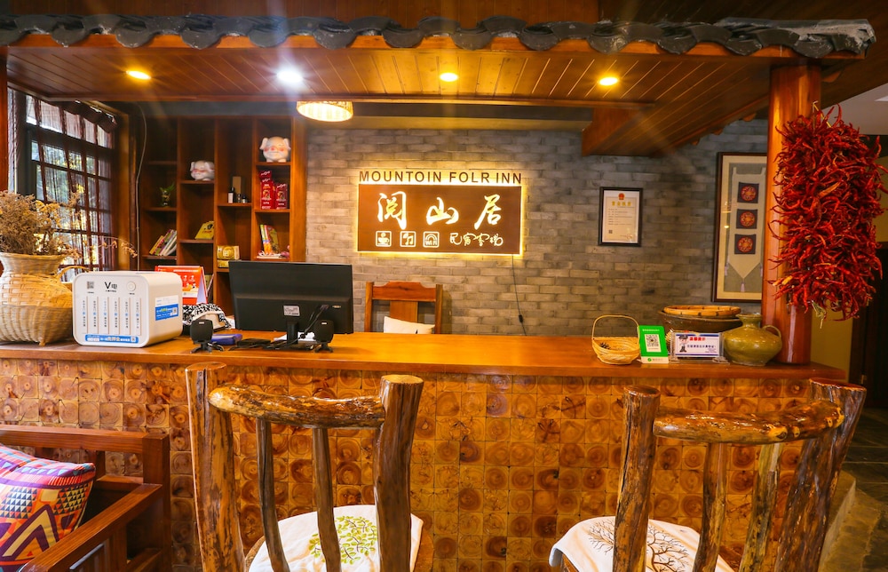 mountain for inn