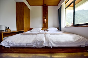 mountain for inn