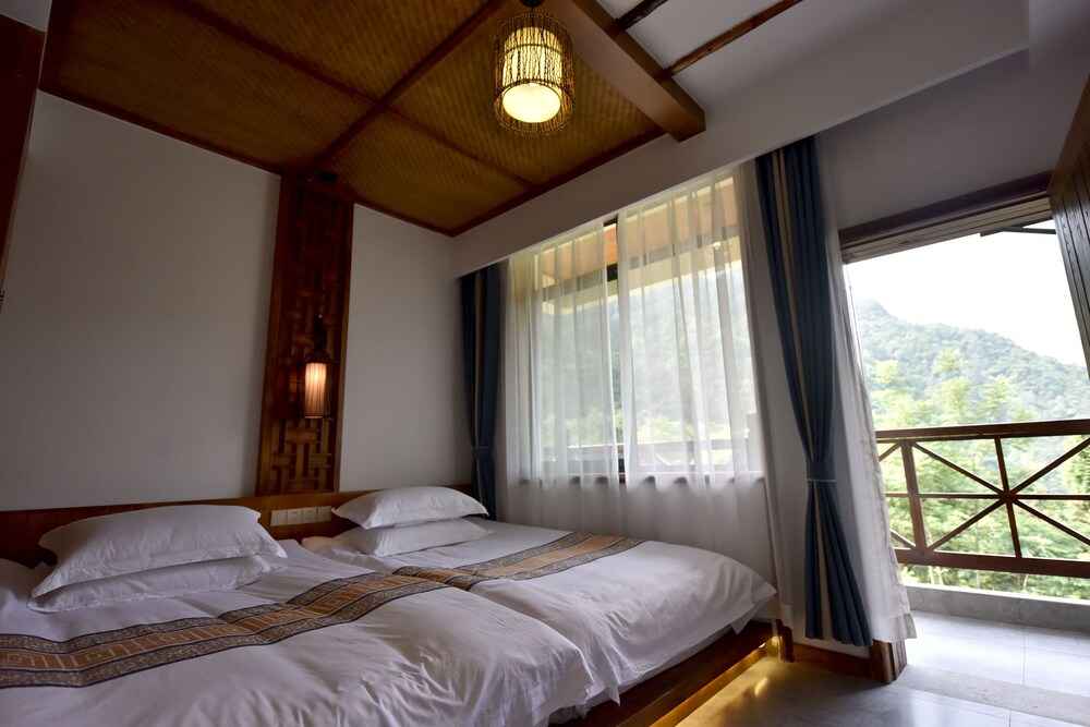mountain for inn