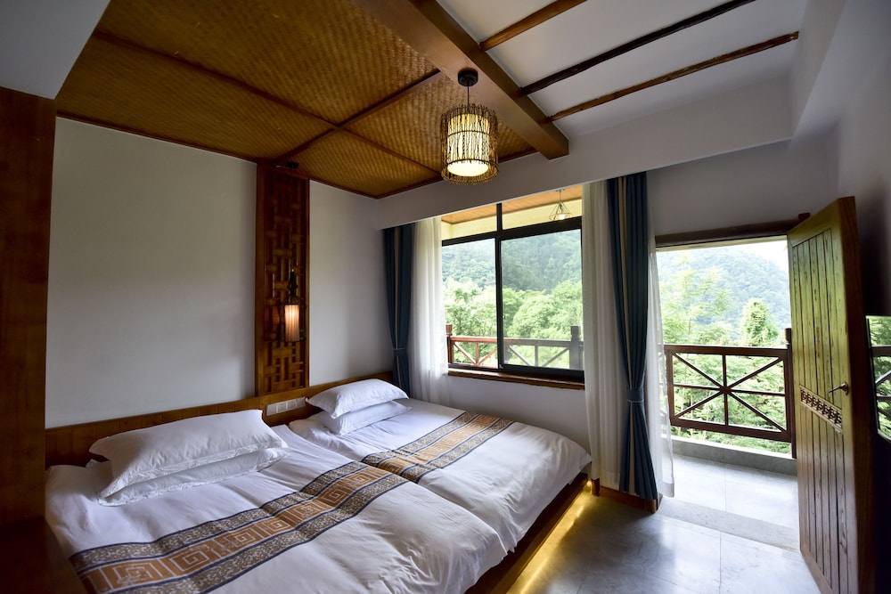 mountain for inn