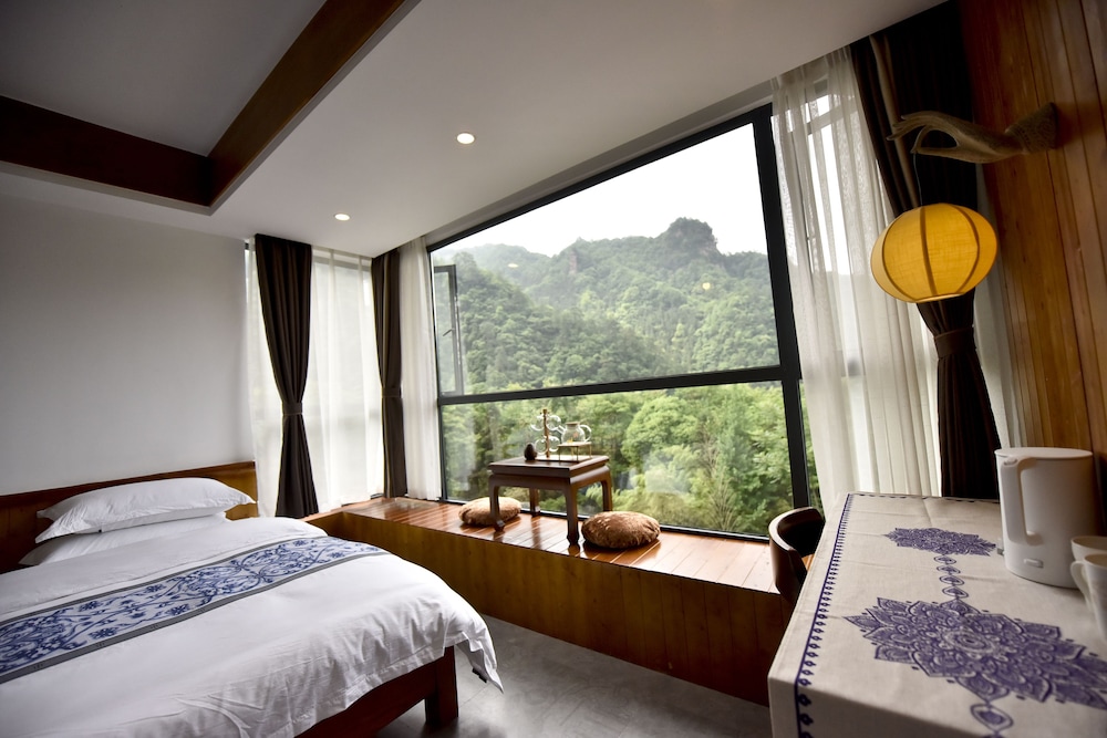 mountain for inn