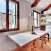 bragora smoochy attic venice