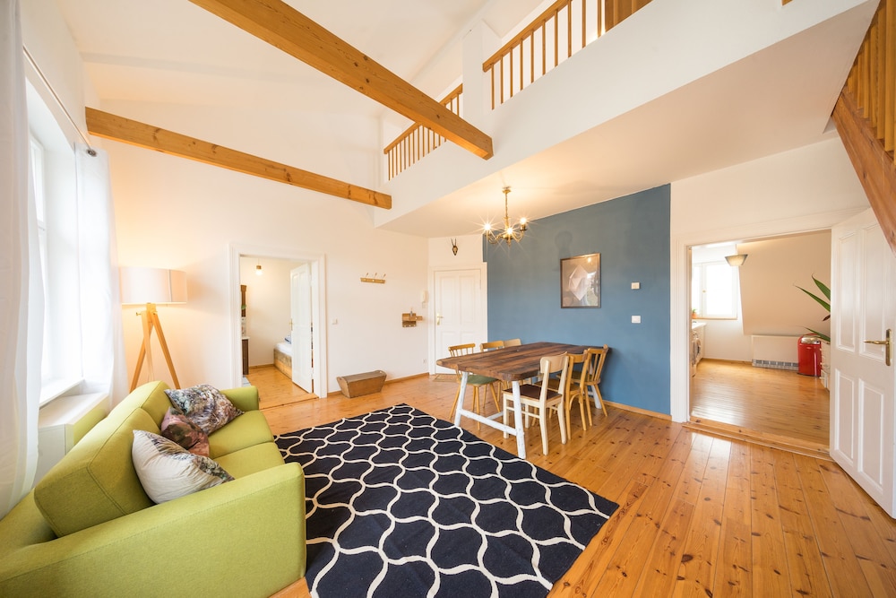 apartment lindenstrae