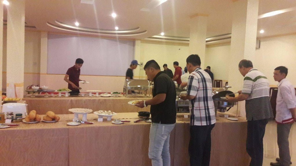 nhat ha hotel