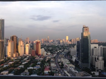 manila
