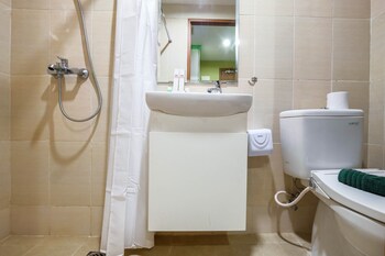 strategic studio the oasis cikarang near omni hospital