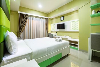 strategic studio the oasis cikarang near omni hospital