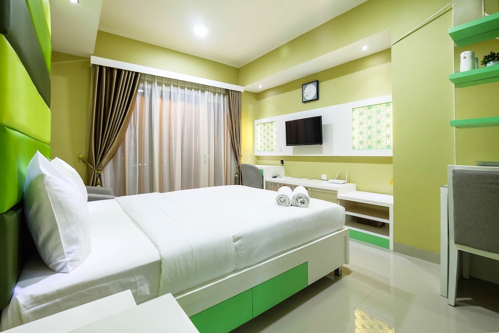 strategic studio the oasis cikarang near omni hospital