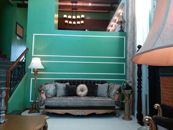 Lee Boutique Hotel Tagaytay,Batangas City>>Batangas,3 star