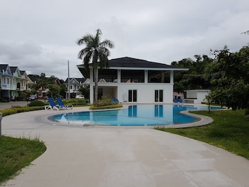 3 bedroom home at batangas city philippines pontefino