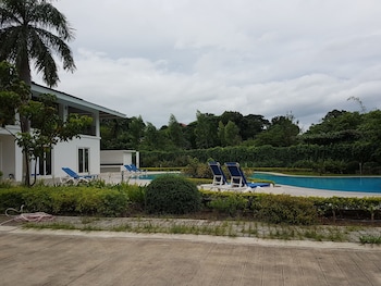 3 bedroom home at batangas city philippines pontefino