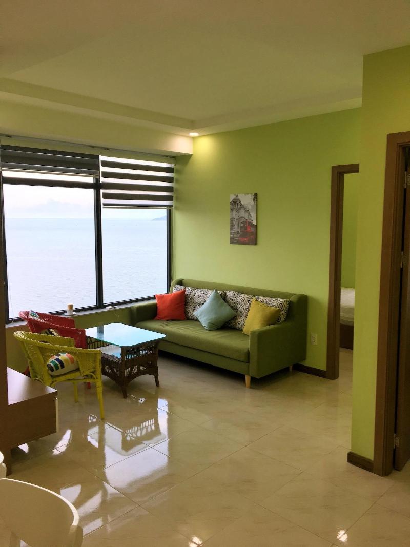 seaview front apartment