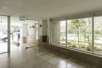 Sea N' Rent - 23 Shderot Bialik,Ramat Hasharon>>Herzliya,0 star