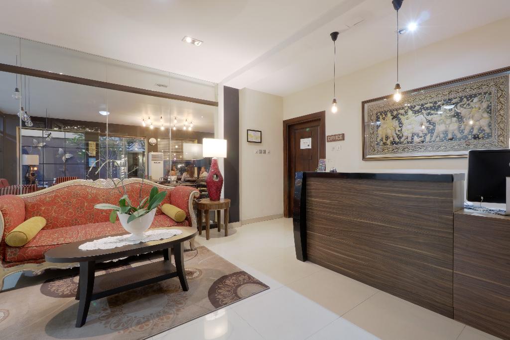 mutiara suites