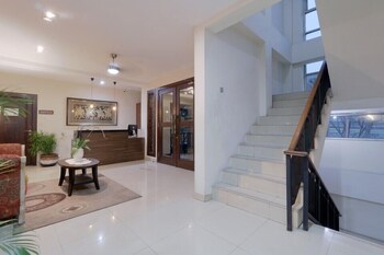 mutiara suites