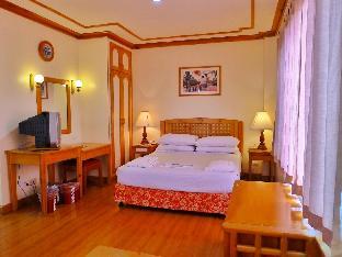 Ridgewood Residence,Ifugao Woodcarvers Village>>Baguio,3 star
