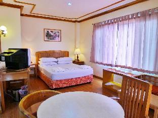 Ridgewood Residence,Ifugao Woodcarvers Village>>Baguio,3 star