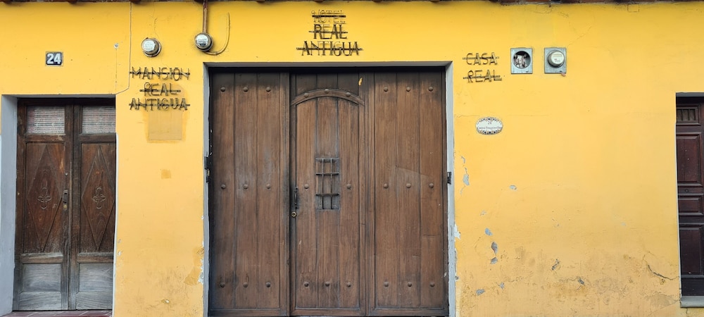 hotel real antigua