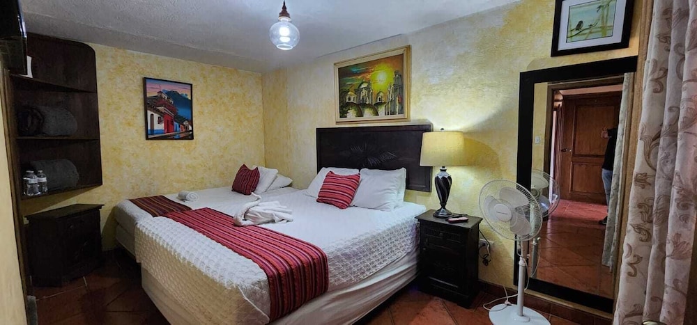 hotel real antigua