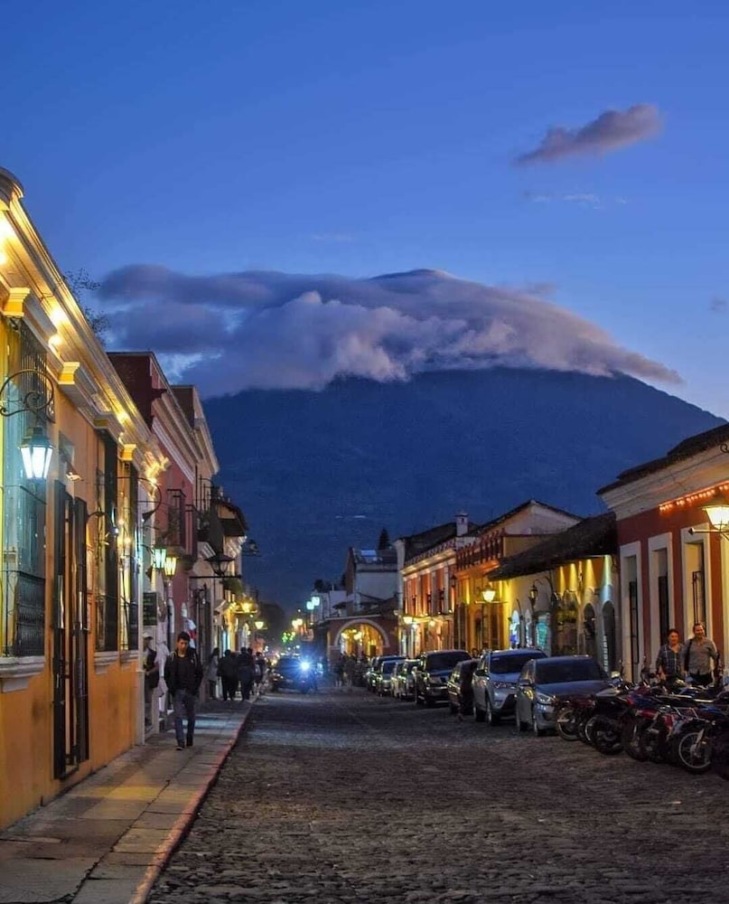 hotel real antigua