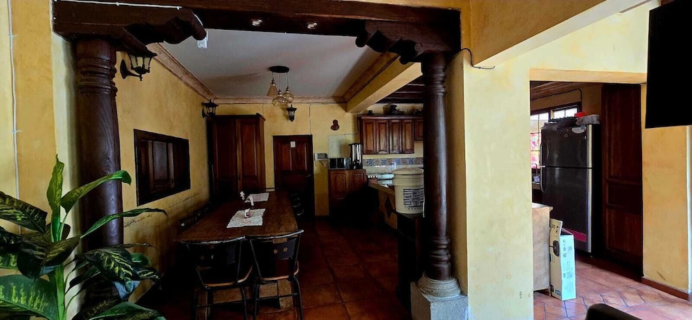 hotel real antigua