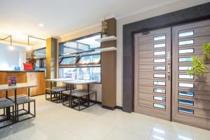 Reddoorz Near Botani Square Mall,East Bogor>>Bogor,2 star