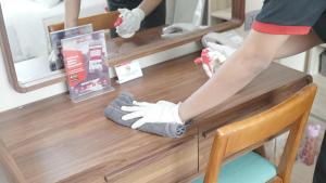 reddoorz near botani square mall