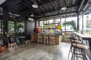 reddoorz near botani square mall