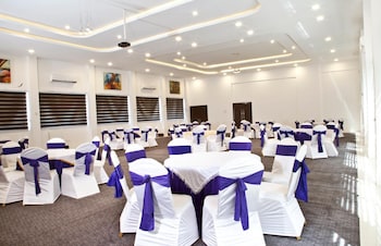 octave hotel and spa sarjapur rd