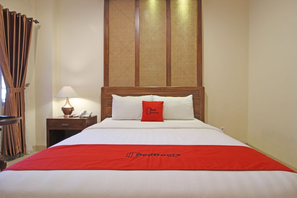 reddoorz premium near solo grand mall