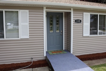 Quiet Clean And Comfortable Room,Northgate>>King County,2.5 star