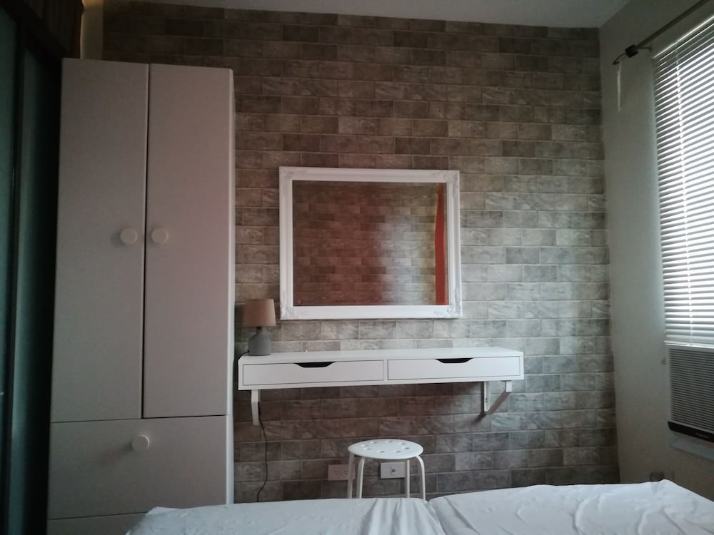 1 Bedroom Deluxe Condo At Apartelle D' Oasis,Davao City>>Davao,3 star