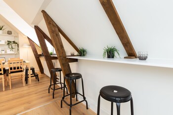 alyhr apartments