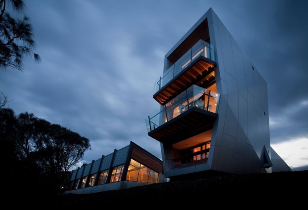 mona pavilions